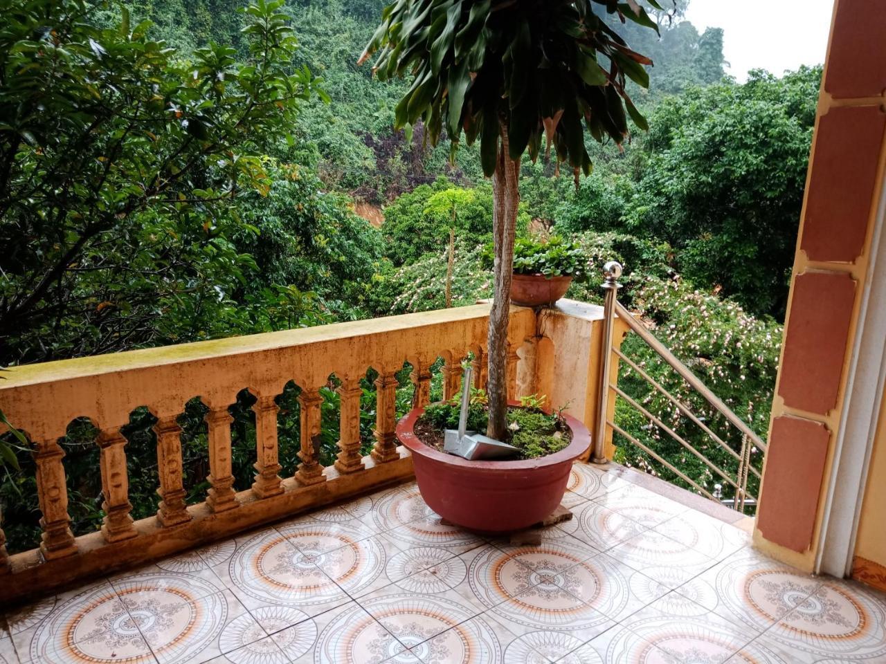 Cuc Phuong Hao Tham Homestay Hotel Nho Quan Exterior photo